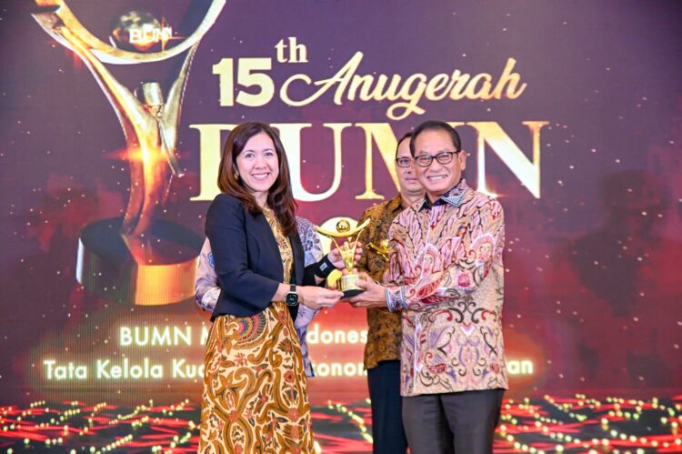 Pupuk Kaltim Raih Platinum Anugerah BUMN 2026