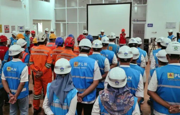 Ribuan Personel PLN Kaltimtara Siaga Jaga Pasokan Listrik saat Lebaran